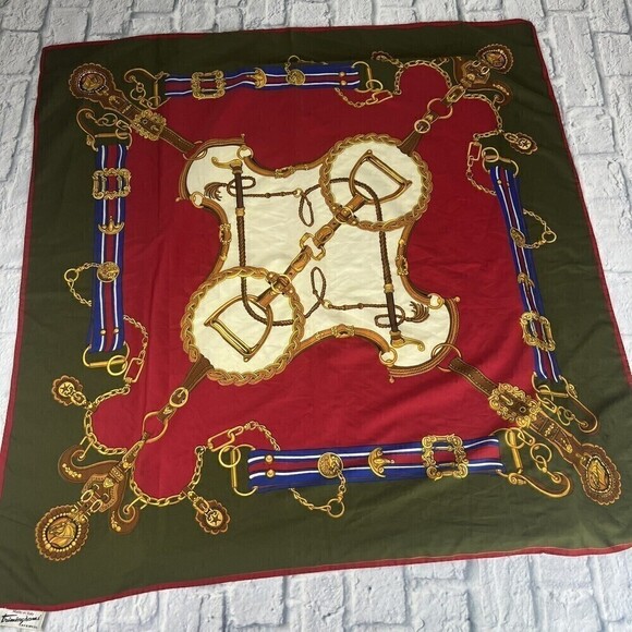 Vintage Triminghams Bermuda 100% Silk Scarf 32” X  34” Equestrian and Lion Gold - Picture 1 of 13